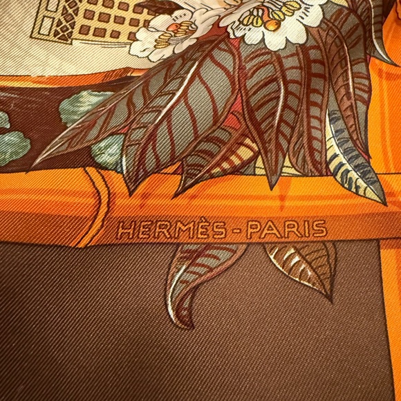 Authentic Hermes Jardins D’Hiver Scarf 90 cm ~ Excellent condition ~ With Box - Picture 6 of 11